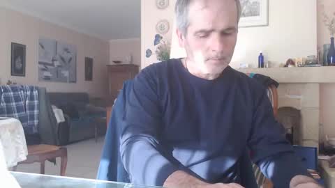 Snapshot of aalex1717 chatting on 4, 2, 2025 Aalex1717 online show from 4, 2, 2025