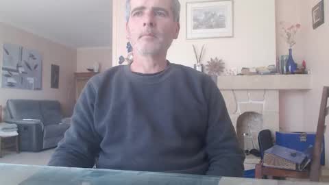 Snapshot of aalex1717 chatting on 14, 12, 2025 Aalex1717 online show from 14, 12, 2025