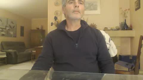 Snapshot of aalex1717 chatting on 15, 12, 2025 Aalex1717 online show from 15, 12, 2025