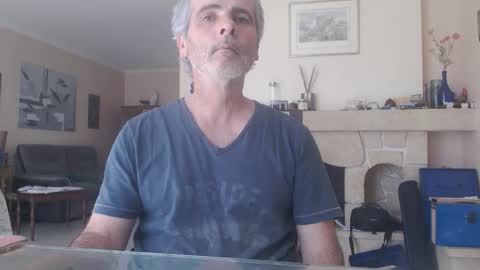 Snapshot of aalex1717 chatting on 19, 4, 2026 Aalex1717 online show from 19, 4, 2026
