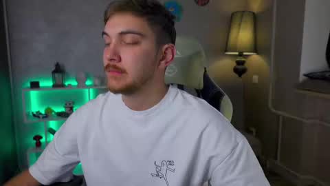 Alex online show from 9, 2, 2025