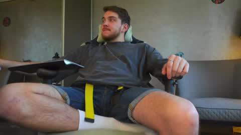 Alex online show from 4, 10, 2025