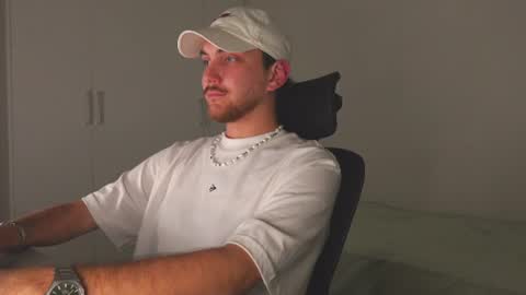 Snapshot of aalexxxxxx chatting on 8, 7, 2026 Alex online show from 8, 7, 2026