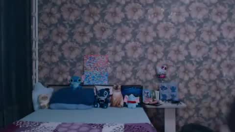 Snapshot of aalicebubble chatting on 17, 7, 2026 Alice online show from 17, 7, 2026