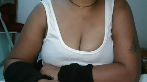 Snapshot of aaradhya_sexy_88 chatting on 15, 7, 2026 aaradhya_sexy_88 online show from 15, 7, 2026