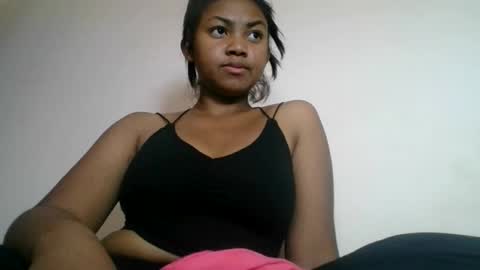 aariciah online show from 30, 11, 2025