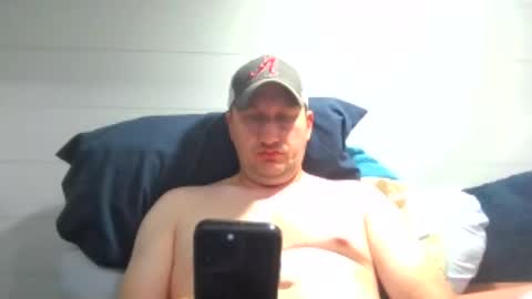 Snapshot of aaron021480 chatting on 6, 7, 2026 aaron021480 online show from 6, 7, 2026