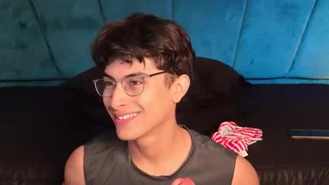 Aaron Ezequiel online show from 18, 1, 2026