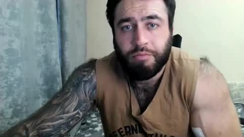 Snapshot of aaron_royal chatting on 10, 6, 2026 Davin tayl online show from 10, 6, 2026