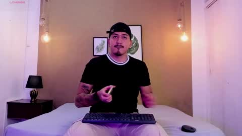 Your aron  online show from 11, 3, 2025