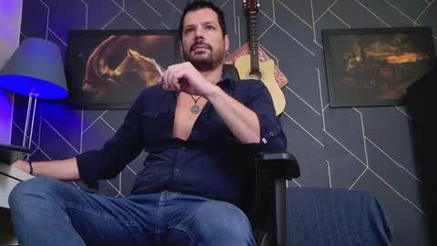 Snapshot of aaronbomer chatting on 23, 11, 2025 Aaron online show from 23, 11, 2025