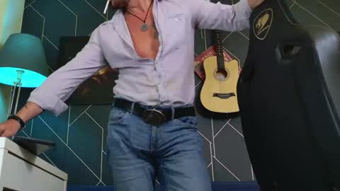 Aaron online show from 7, 3, 2026