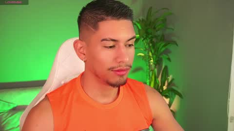 AARON  online show from 31, 1, 2025