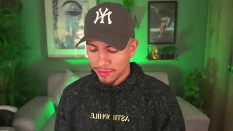 AARON  online show from 11, 3, 2025