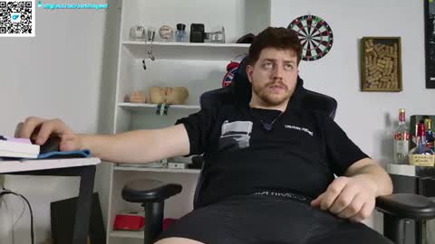 Aaron  online show from 17, 7, 2026