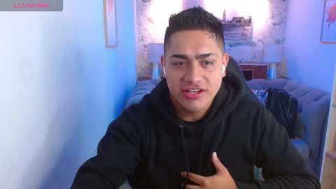 Aaron online show from 22, 9, 2025