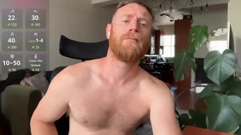 Snapshot of aaronstone_ chatting on 11, 10, 2025 Scrufffypup online show from 11, 10, 2025