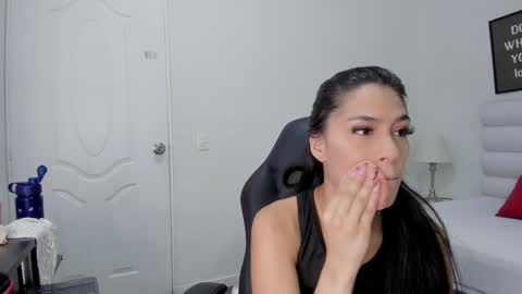 Snapshot of abbey_walker chatting on 23, 1, 2025 abbey_walker online show from 23, 1, 2025