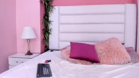 Snapshot of abbey_walker chatting on 26, 2, 2025 abbey_walker online show from 26, 2, 2025