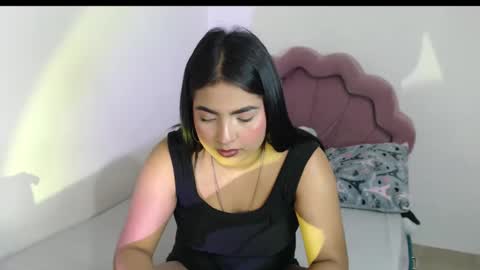 Snapshot of abbie777 chatting on 20, 12, 2024 abbie777 online show from 20, 12, 2024