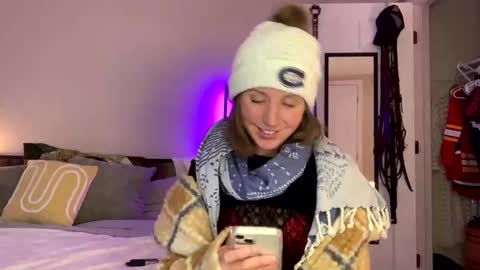 Snapshot of abbienextdoor chatting on 2, 3, 2025 Abbie online show from 2, 3, 2025