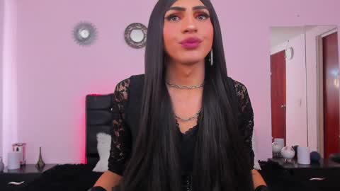 Snapshot of abbigaiil_fuster_ chatting on 23, 1, 2025 Abbigail Fuster online show from 23, 1, 2025