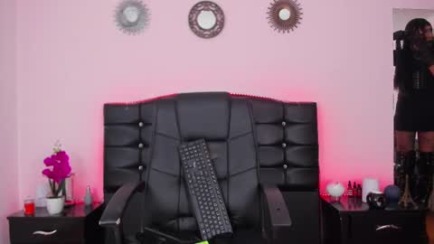 Snapshot of abbigaiil_fuster_ chatting on 18, 2, 2025 Abbigail Fuster online show from 18, 2, 2025