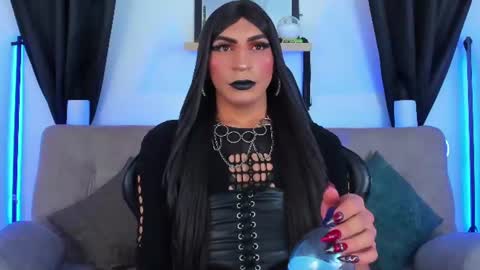 Abbigail Fuster  online show from 28, 7, 2026