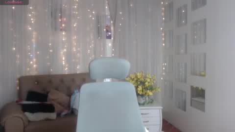 Abbi online show from 8, 3, 2025