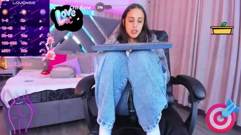 abby_esposiito online show from 4, 3, 2026