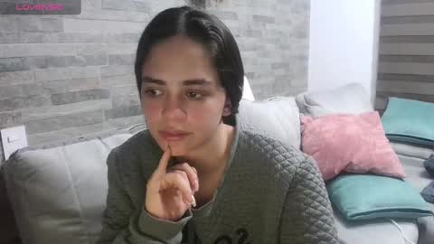 Snapshot of abby_jensen chatting on 8, 1, 2025 abby jense online show from 8, 1, 2025