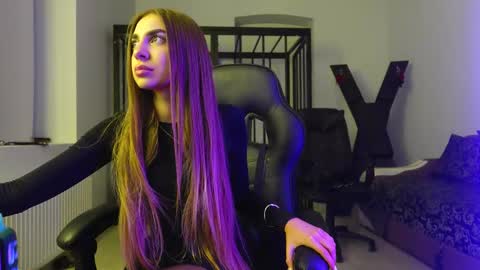 ABBY LAKER online show from 23, 9, 2025