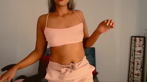 Snapshot of abby_liu chatting on 30, 12, 2024 May Imstagram online show from 30, 12, 2024