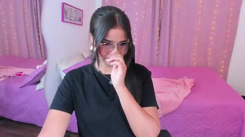 Snapshot of abby_parker1 chatting on 25, 7, 2026 Abby online show from 25, 7, 2026