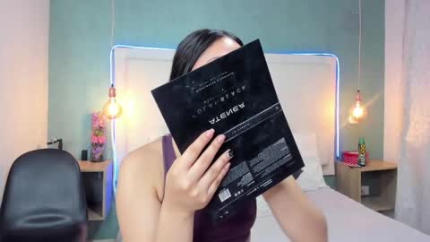 Abby Dixon  online show from 22, 12, 2025