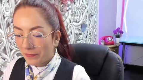 Abby Stones online show from 14, 12, 2024