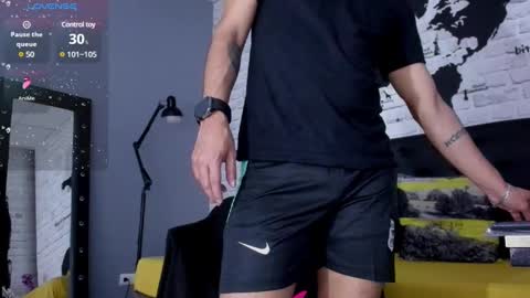 Independence model AbelAsburgo online show from 24, 1, 2025