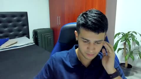 Independence model AbelAsburgo online show from 19, 10, 2025