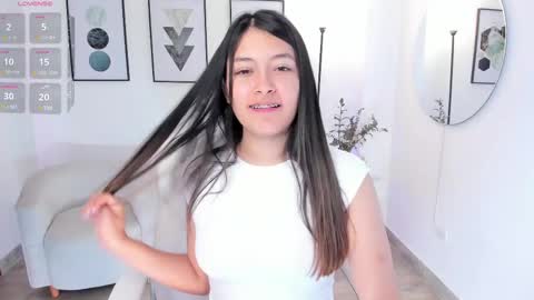  Abella Ruiz  online show from 4, 3, 2025