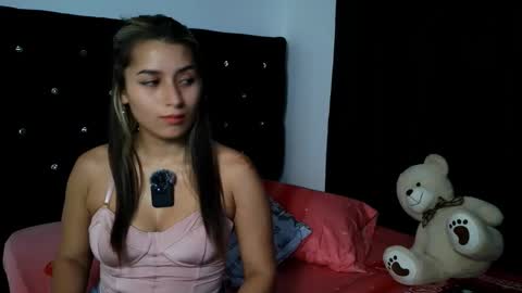 Snapshot of abellaanddick chatting on 6, 10, 2025 abellaanddick online show from 6, 10, 2025