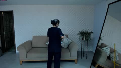  Abella  online show from 17, 9, 2025