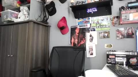 AJ online show from 12, 6, 2026
