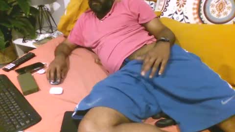 Snapshot of abhi_cam chatting on 14, 1, 2025 Naked Gentleman online show from 14, 1, 2025