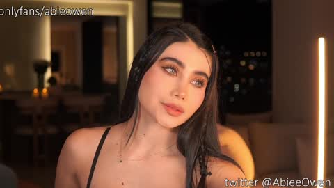 abie_owen online show from 22, 11, 2025