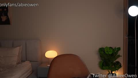 abie_owen online show from 23, 3, 2026