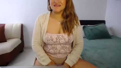 ximena online show from 24, 3, 2026