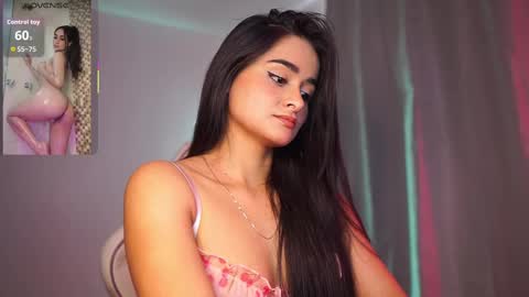 Snapshot of abigail_adamss_ chatting on 14, 10, 2025 Abigail online show from 14, 10, 2025