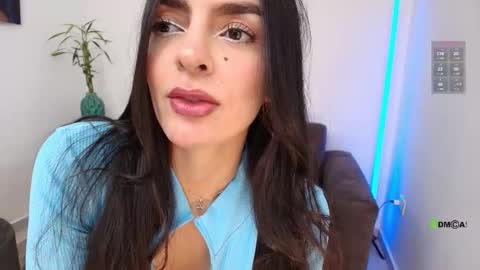 Snapshot of abigail_cruz_ chatting on 14, 9, 2025 Abigail online show from 14, 9, 2025