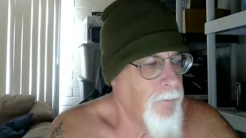 Snapshot of abigspermdonor chatting on 17, 10, 2025 abigspermdonor online show from 17, 10, 2025