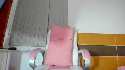 Snapshot of abiigail_fox chatting on 11, 2, 2025 Abigail online show from 11, 2, 2025